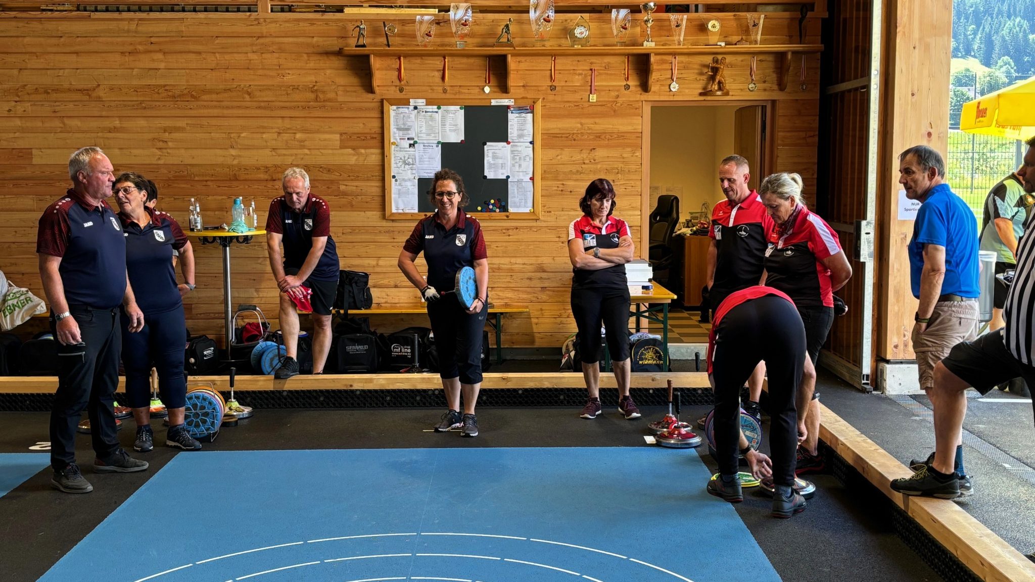 EV Straßwalchen dominiert die Mixed LM